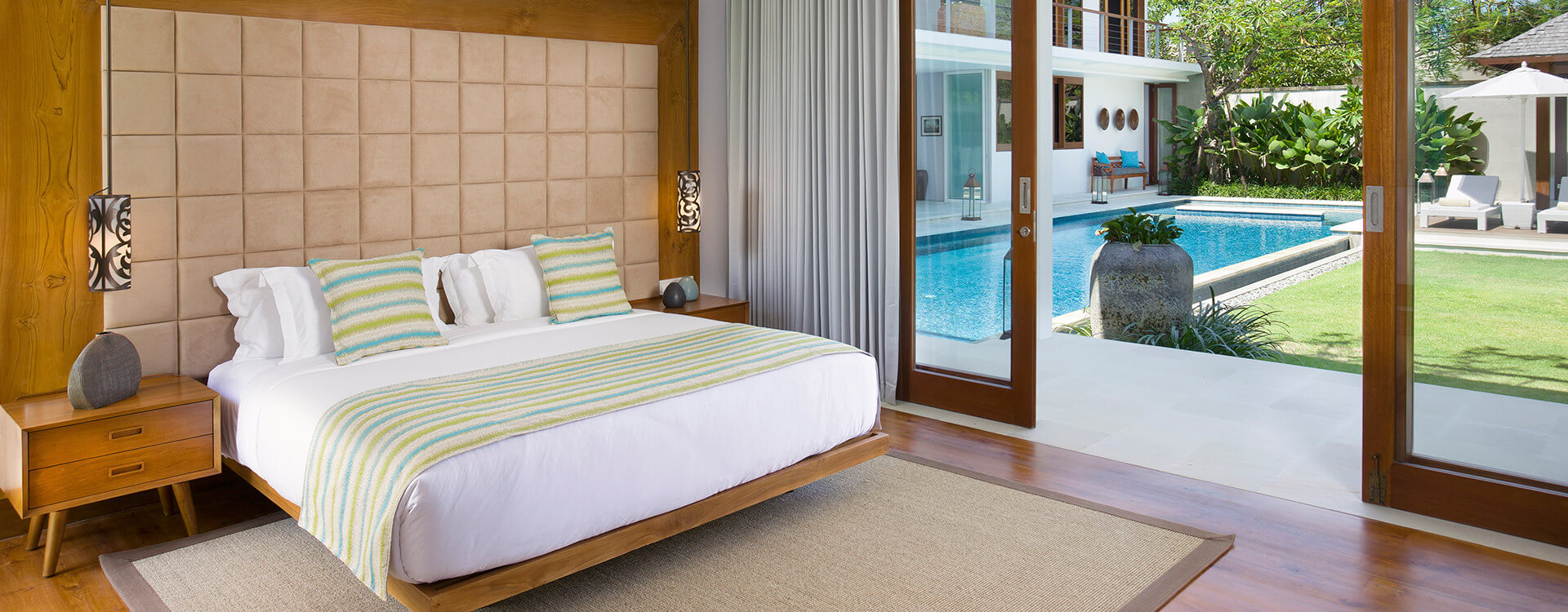 Villa Cendrawasih - Downstairs guest bedroom one